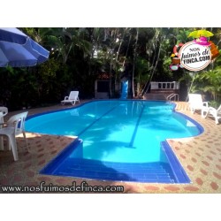 FINCA 61 SAN JERONIMO  20 PERSONAS